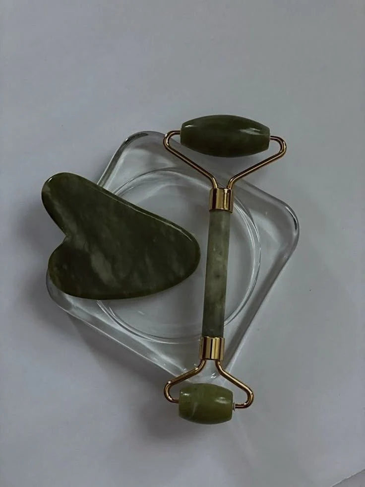 🍁Glow & Sculpt Ice Facial Combo🧊 Soothe your skin, shrink pores, and define your features.🍁 Reusable, Natural, and easy to use daily.🌾 "Enjoy 2 premium tools in 1 value pack"💐